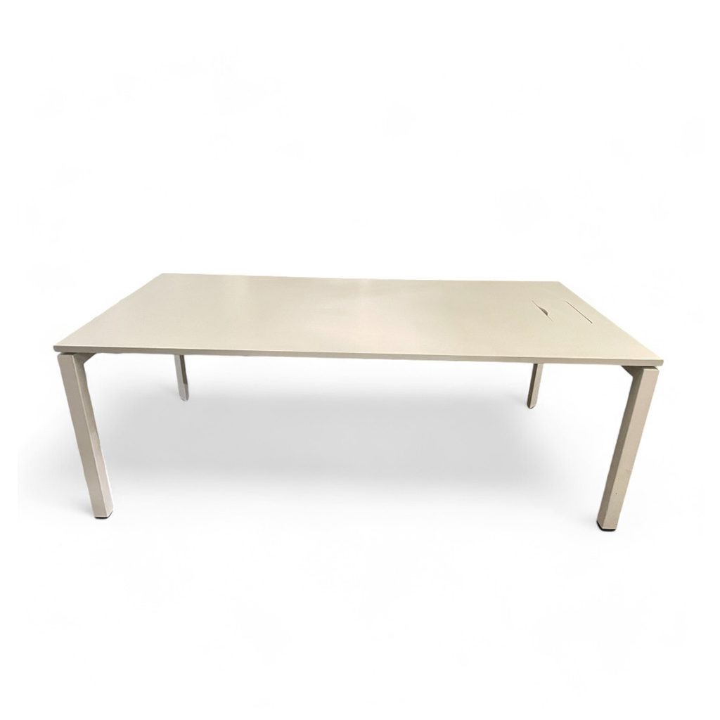 TABLE DE REUNION STEELCASE 4P MBL1 table réunion Steelcase 6 personnes